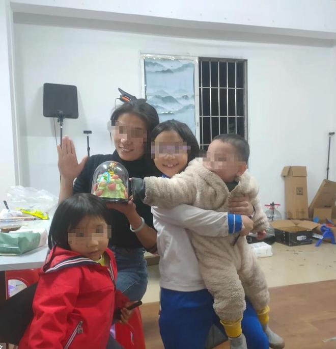 ：家庭背景曝光哥嫌她无理取闹回应pg模拟器福建4娃妈拒补票后续(图8)