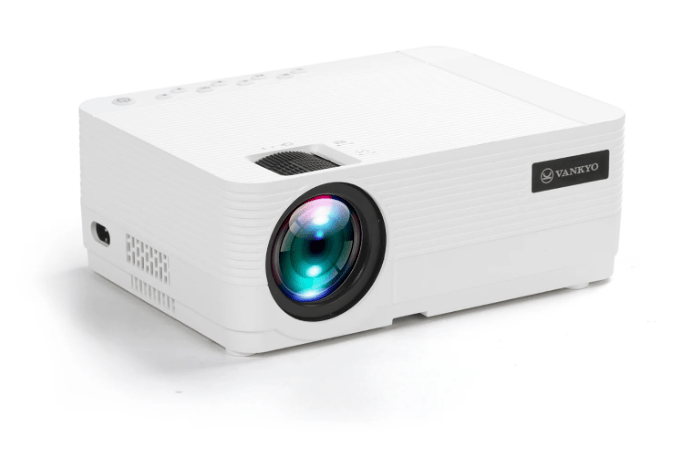 司出海把投影仪卖成了“快时尚”pg电子模拟器电脑版这家深圳公(图10)